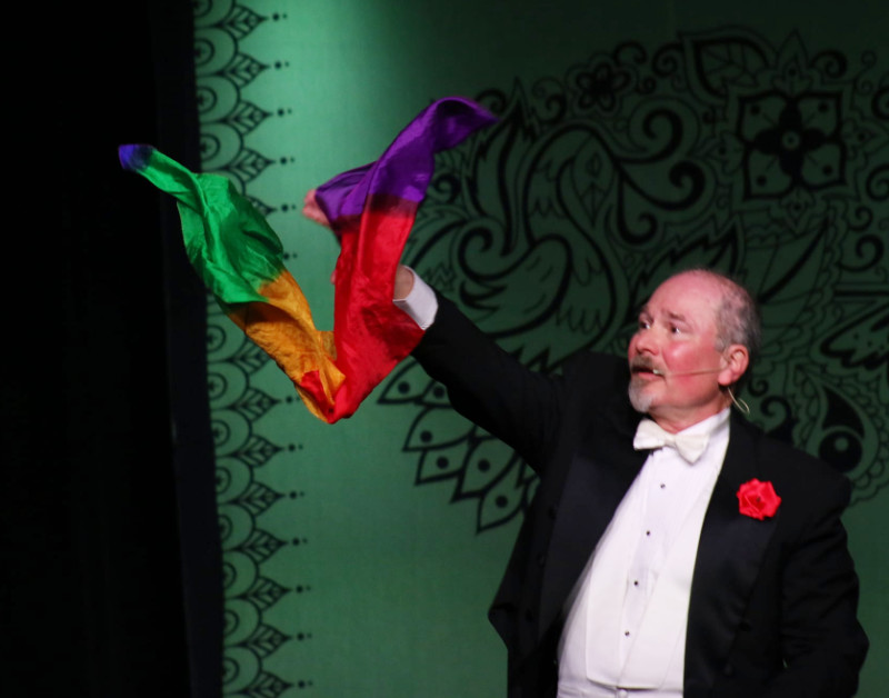 Magician Daryl Rogers Performs a Silk Trick